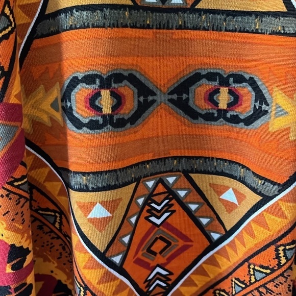 EST. 1946 sleeveless long vest top. Orange Aztec design. Size Medium. Looks new - Picture 6 of 8